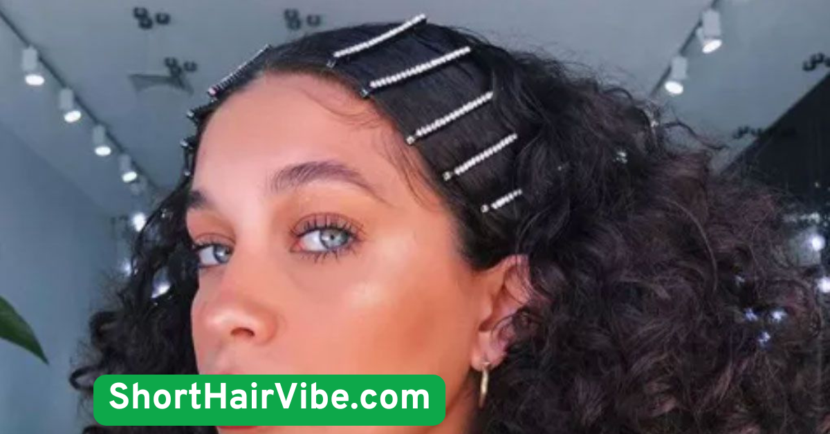 20. Pin-Back with Statement Clips