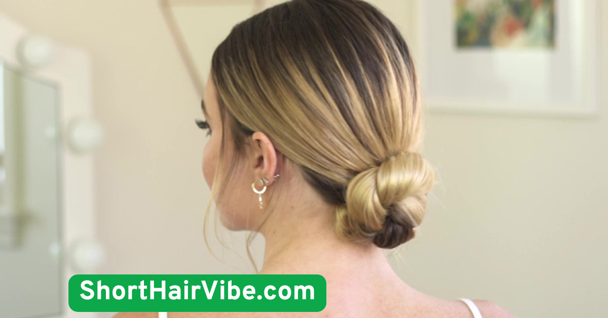 24. Loose Low Chignon 